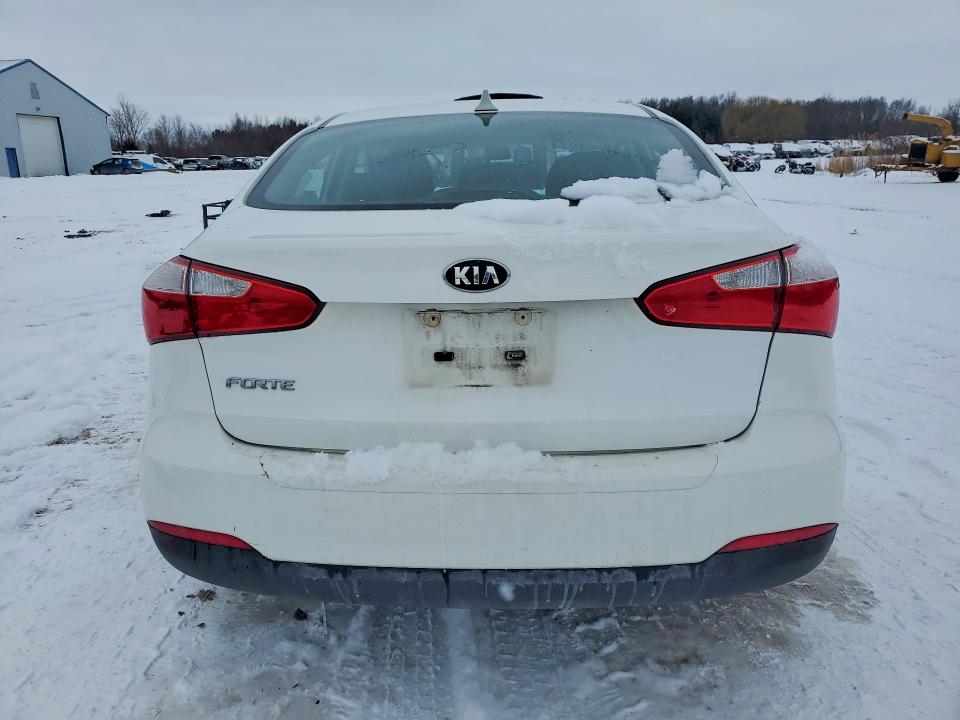 Photo 6 from auction – 2016 KIA FORTE with VIN KNAFK4A60G5478251