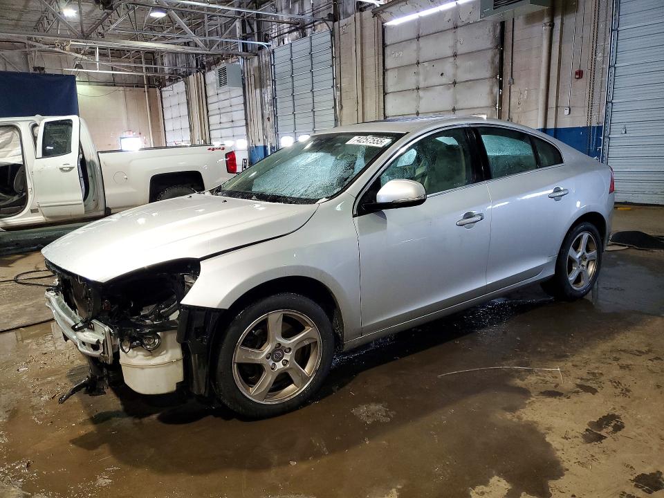 VOLVO S60 T5 2012 with VIN YV1622FS4C2039475 - Photo from auction