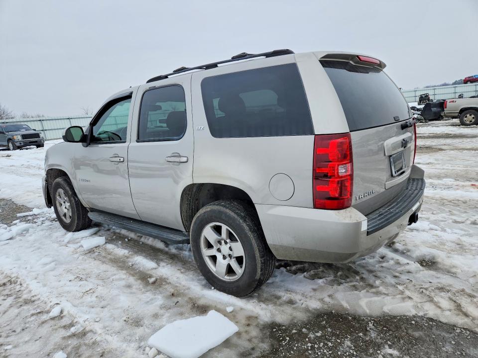 Photo 2 from auction – 2007 CHEVROLET TAHOE with VIN 1GNFK13077J127121