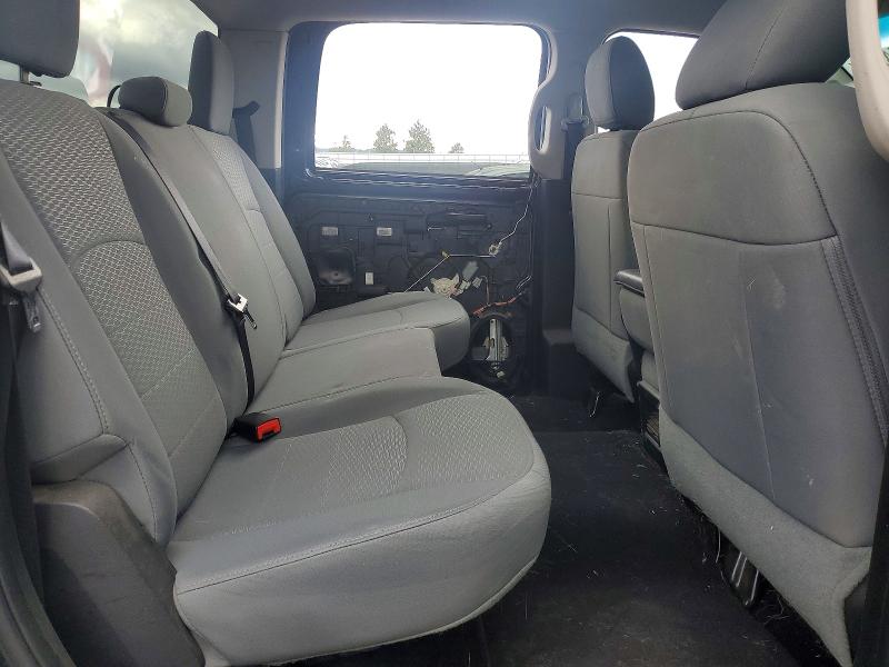 Photo 10 from auction – 2016 RAM 1500 ST with VIN 3C6RR7KT6GG136904