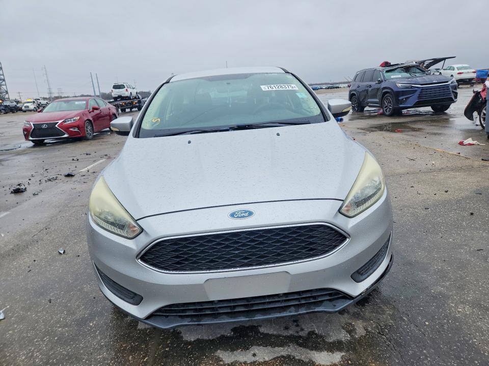 Photo 5 from auction – 2015 FORD FOCUS SE with VIN 1FADP3K21FL223870