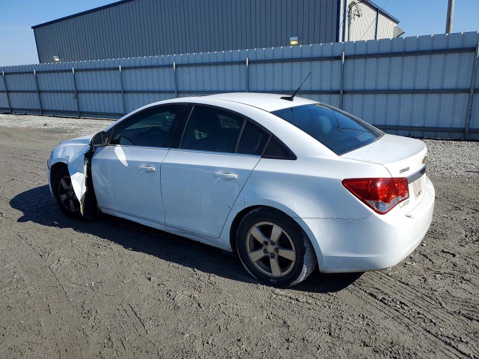 Photo 2 from auction – 2014 CHEVROLET CRUZE with VIN 1G1PC5SB7E7292903