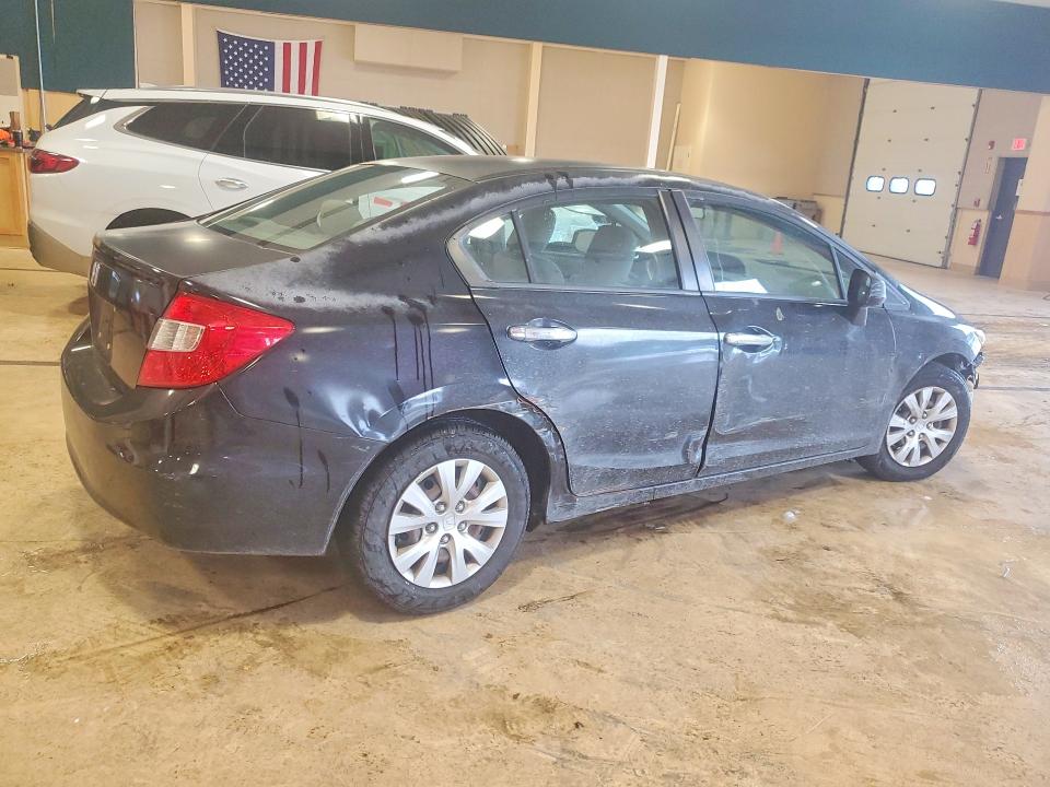 Photo 3 from auction – 2012 HONDA CIVIC LX with VIN 2HGFB2F55CH565400