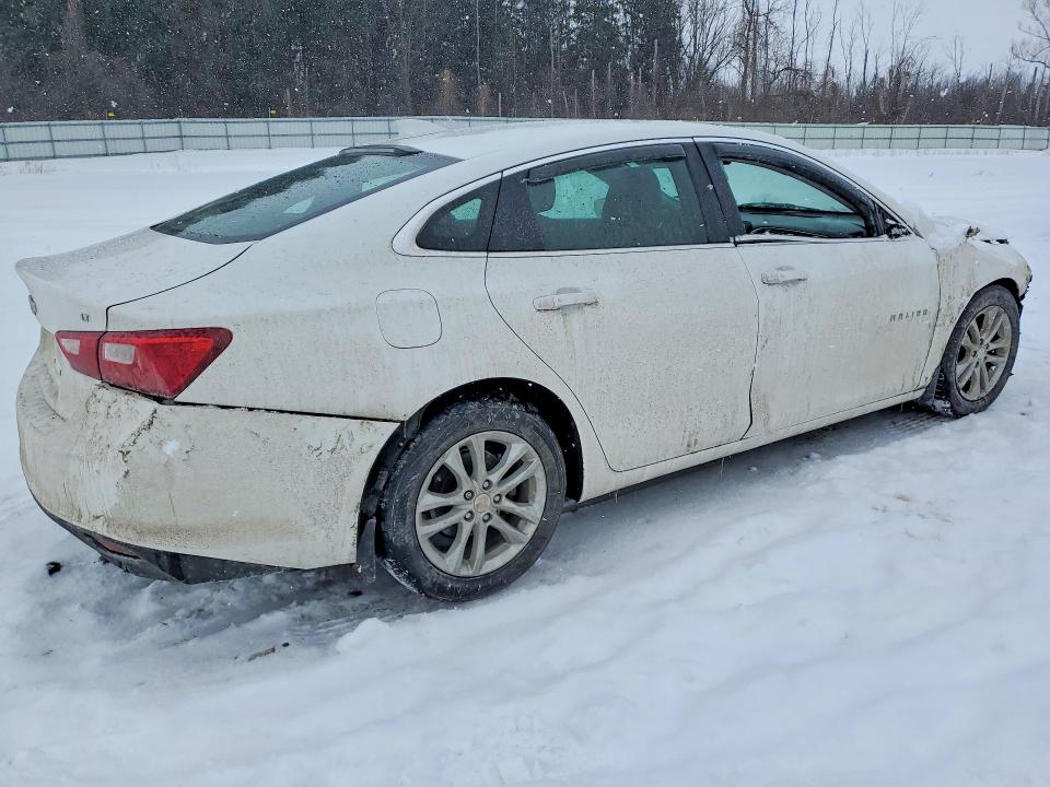 Photo 3 from auction – 2018 CHEVROLET MALIBU LT with VIN 1G1ZD5ST0JF231892