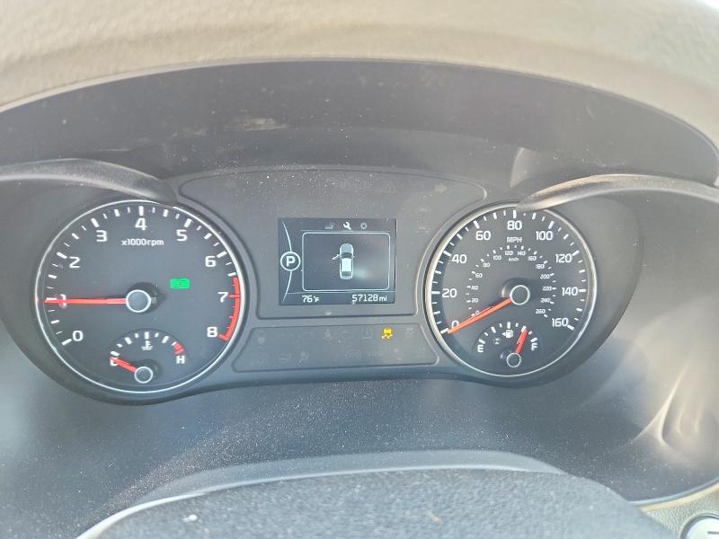 Photo 9 from auction – 2016 KIA OPTIMA with VIN 5XXGU4L38GG071259