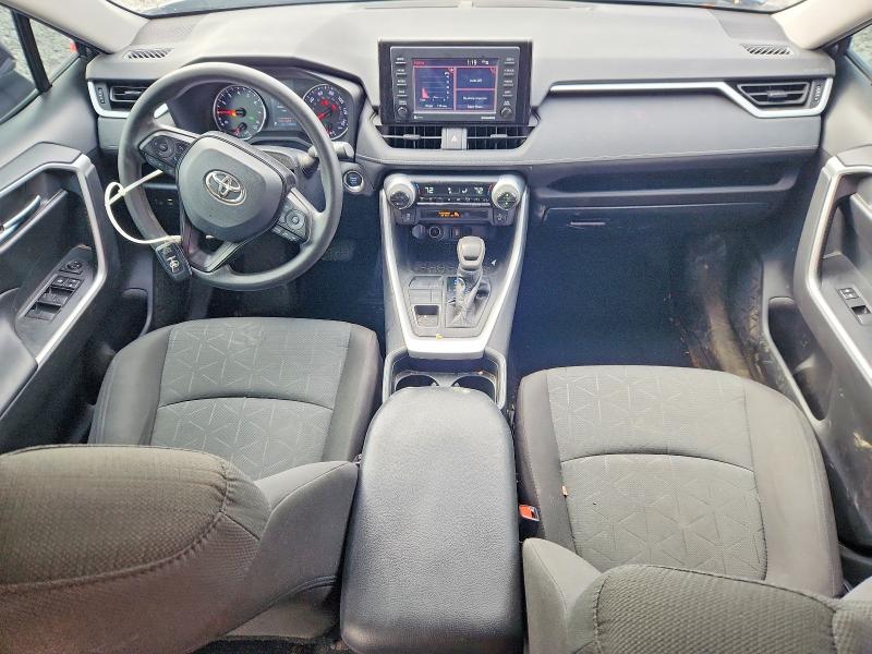 Photo 8 from auction – 2021 TOYOTA RAV4 XLE with VIN 2T3P1RFVXMC249847