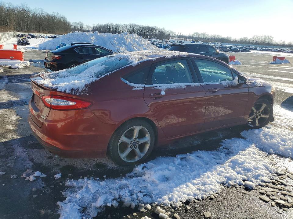Photo 3 from auction – 2014 FORD FUSION SE with VIN 3FA6P0HD1ER397664