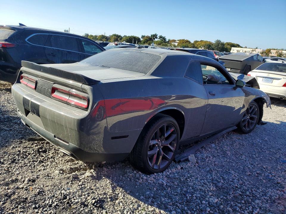 Photo 3 from auction – 2023 DODGE CHALLENGER with VIN 2C3CDZAG4PH637825