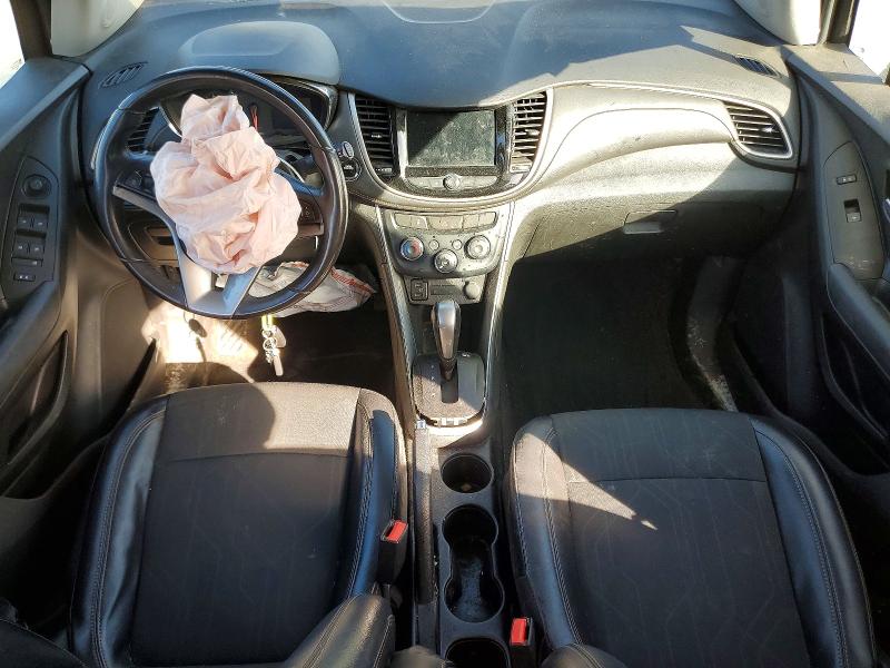 Photo 8 from auction – 2019 CHEVROLET TRAX with VIN 3GNCJLSB7KL133104