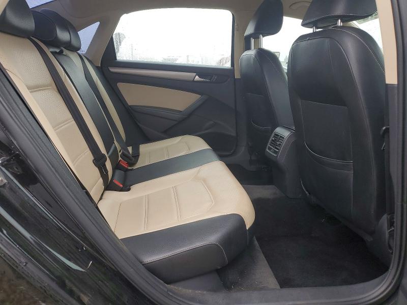 Photo 10 from auction – 2015 VOLKSWAGEN PASSAT with VIN 1VWBT7A36FC023594