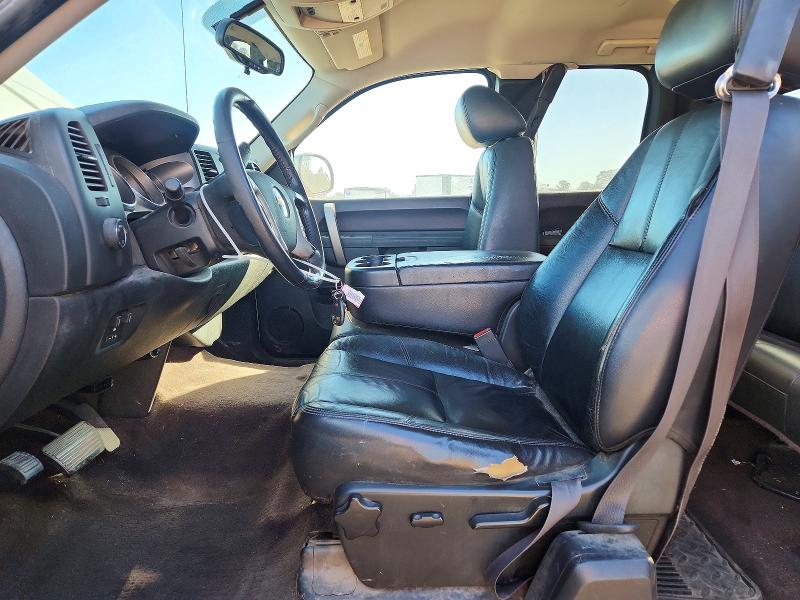 Photo 7 from auction – 2011 CHEVROLET SILVERADO with VIN 1GCRKSE36BZ224825