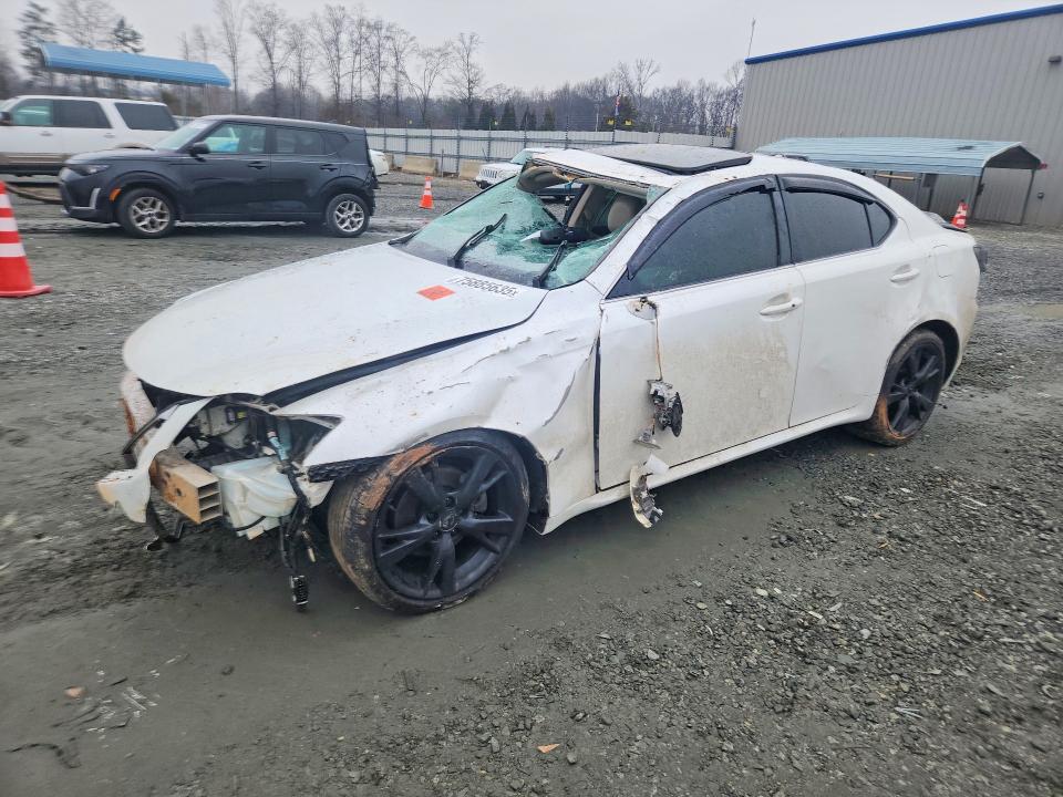 LEXUS IS 2009 with VIN JTHBK262892084771 - Photo from auction
