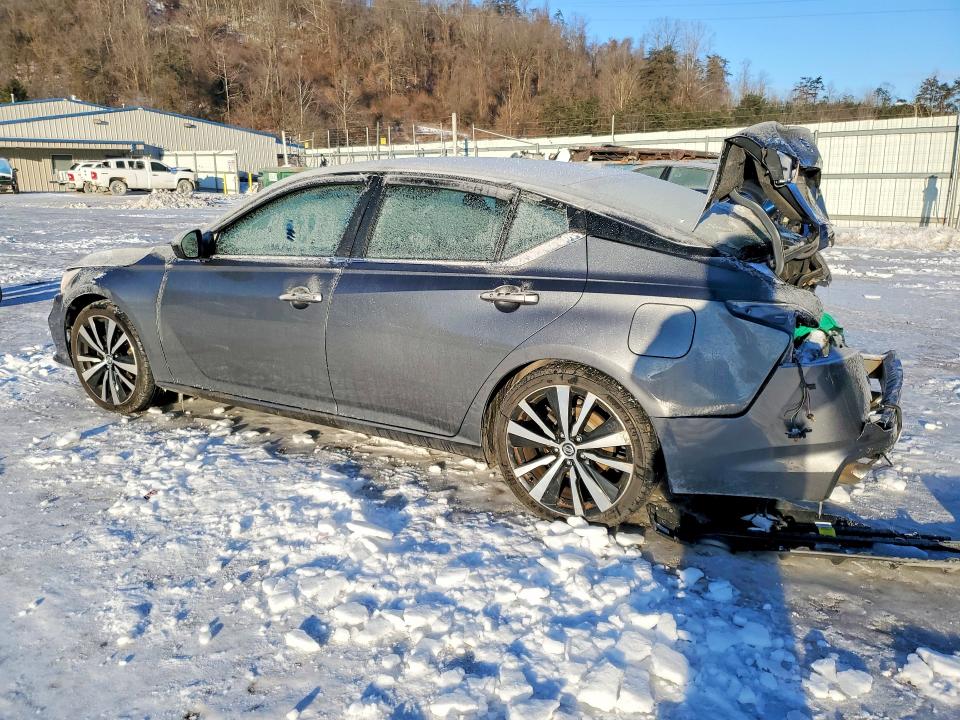 Photo 2 from auction – 2020 NISSAN ALTIMA with VIN 1N4BL4CV7LC129389