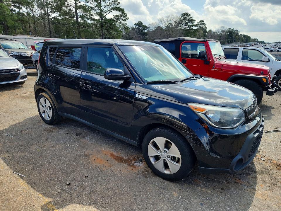 Photo 4 from auction – 2016 KIA SOUL with VIN KNDJN2A27G7374706
