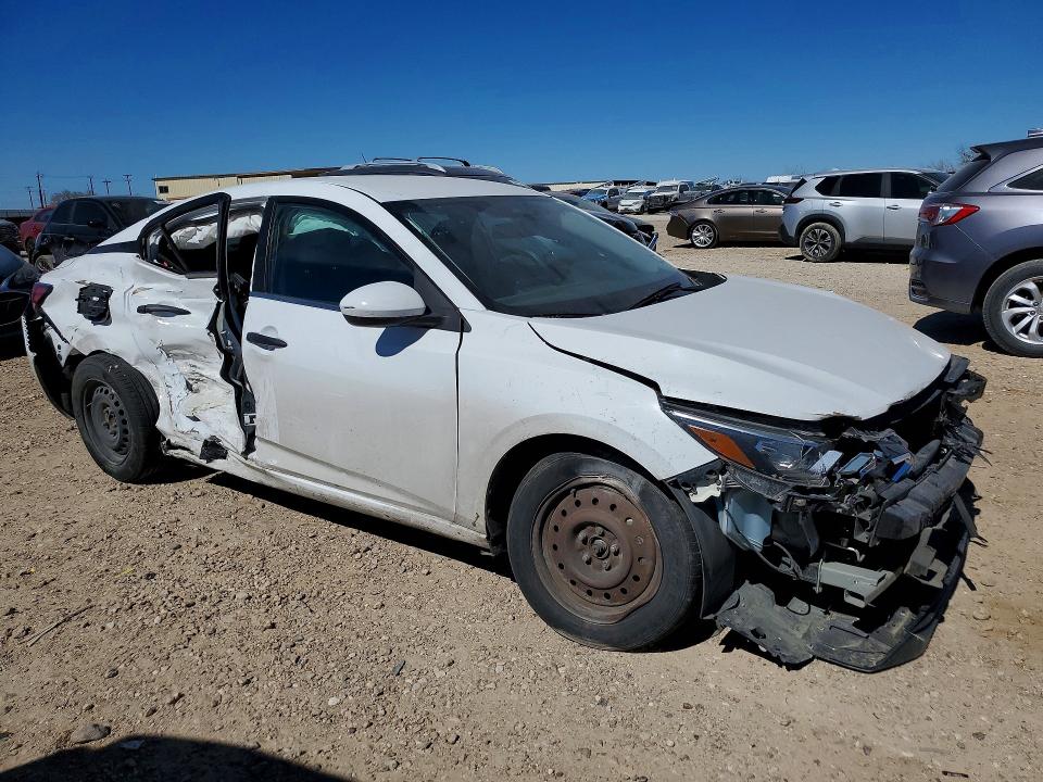 Photo 4 from auction – 2024 NISSAN SENTRA with VIN 3N1AB8BV3RY216971