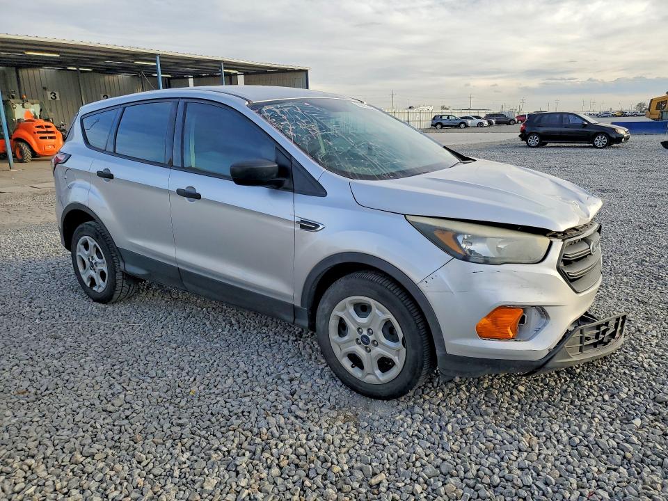 Photo 4 from auction – 2018 FORD ESCAPE with VIN 1FMCU0F72JUA24604
