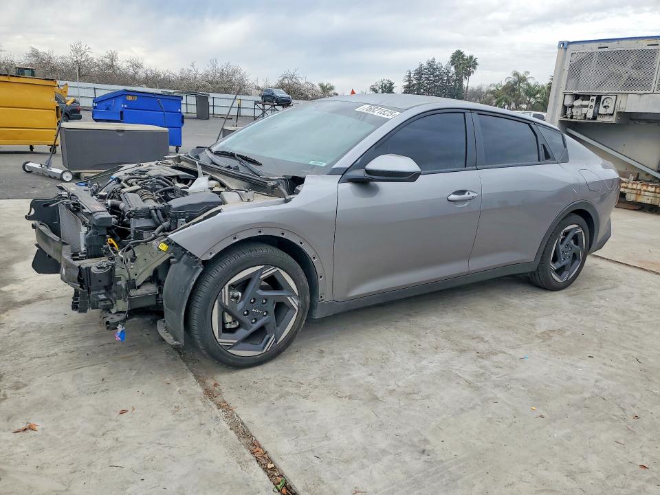 KIA K4 2025 with VIN 3KPFU4DE8SE071453 - Photo from auction