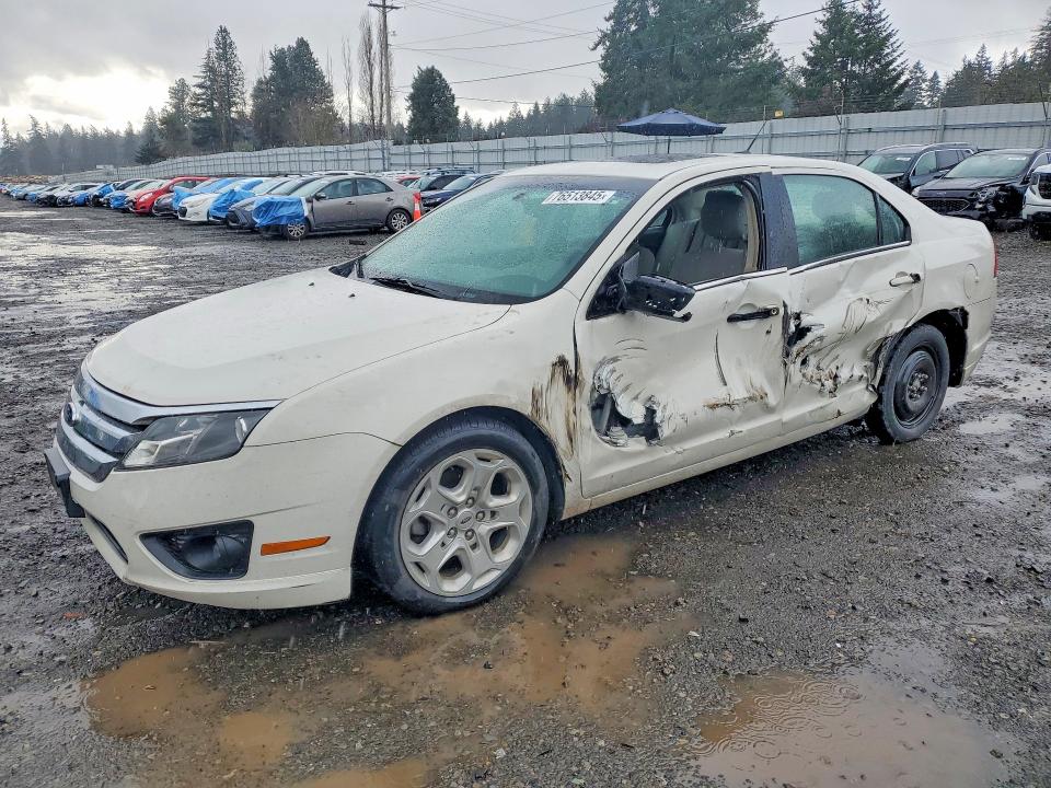 FORD FUSION SE 2011 with VIN 3FAHP0HA2BR155881 - Photo from auction
