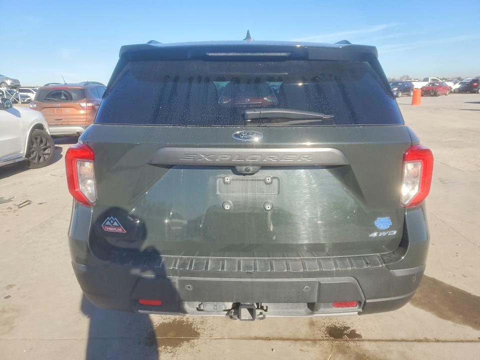 Photo 6 from auction – 2022 FORD EXPLORER with VIN 1FMSK8JH1NGC48614