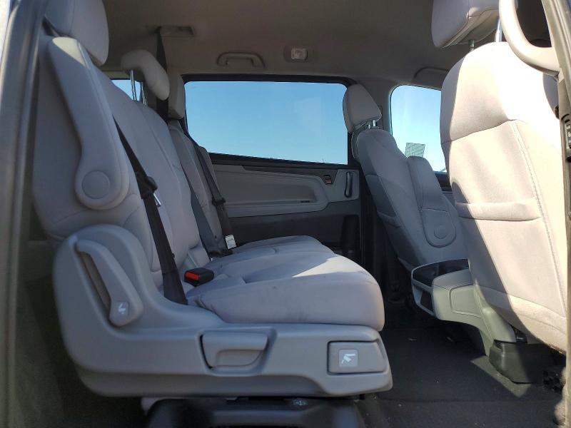 Photo 11 from auction – 2018 HONDA ODYSSEY with VIN 5FNRL6H50JB083546