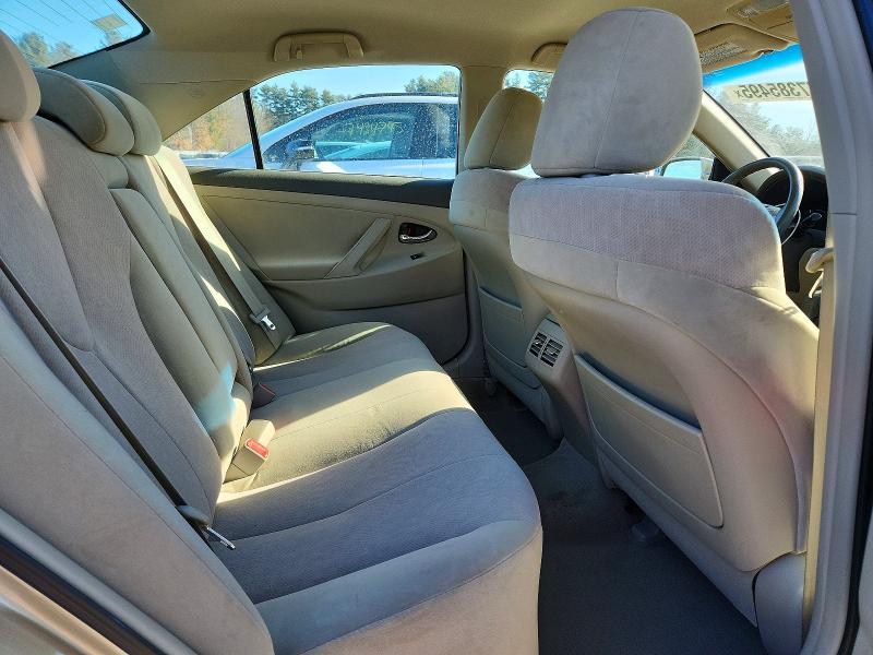Photo 10 from auction – 2011 TOYOTA CAMRY with VIN 4T1BB3EK2BU137849
