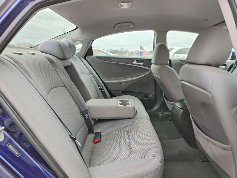 Photo 10 from auction – 2012 HYUNDAI SONATA GLS with VIN 5NPEB4AC6CH487938