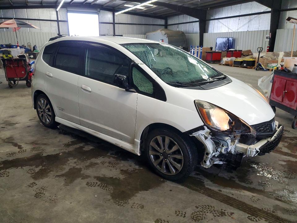 Photo 4 from auction – 2013 HONDA FIT with VIN JHMGE8H55DC017796