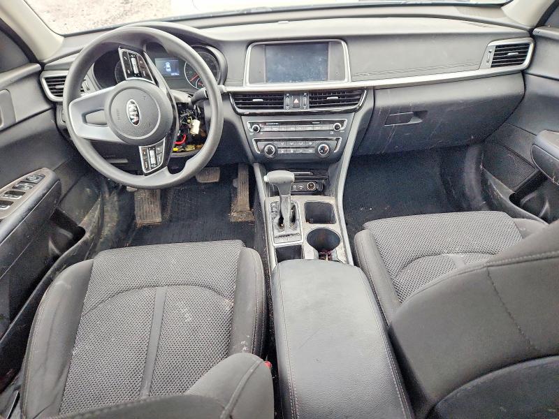 Photo 8 from auction – 2019 KIA OPTIMA with VIN 5XXGT4L35KG305028