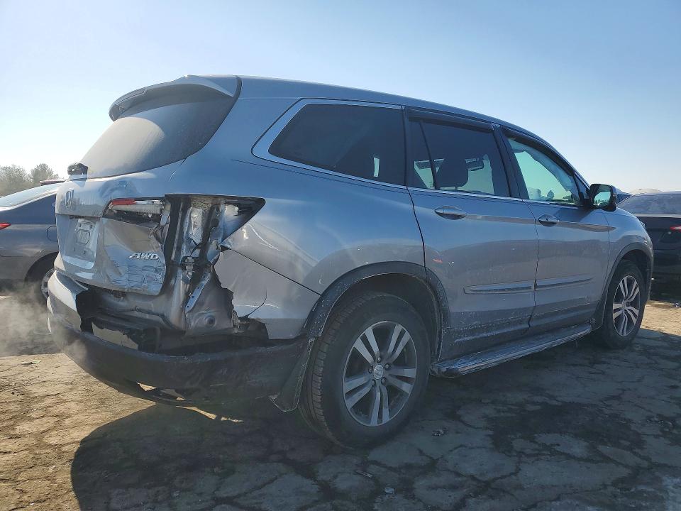 Фото 3 с аукциона – 2016 HONDA PILOT EX с VIN 5FNYF6H31GB034060