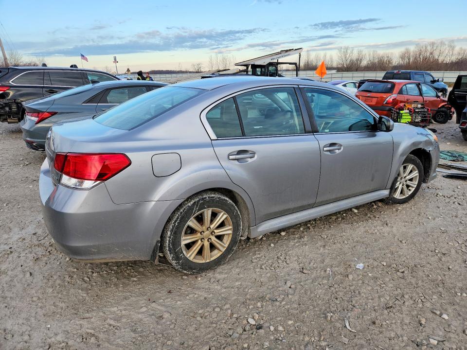 Photo 3 from auction – 2011 SUBARU LEGACY with VIN 4S3BMCC66B3233008