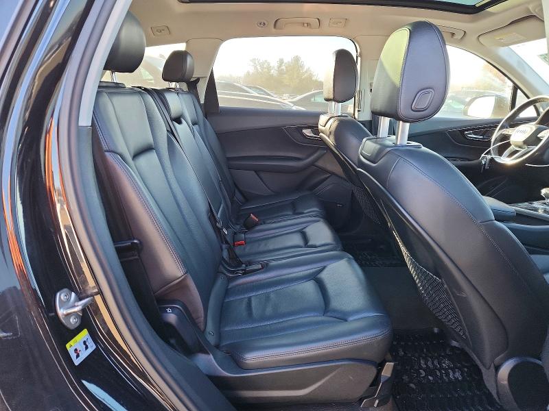 Photo 11 from auction – 2018 AUDI Q7 PREMIUM with VIN WA1LAAF78JD038827