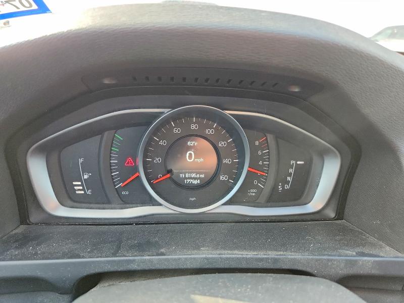 Photo 9 from auction – 2017 VOLVO S60 with VIN YV126MFL0H2421212