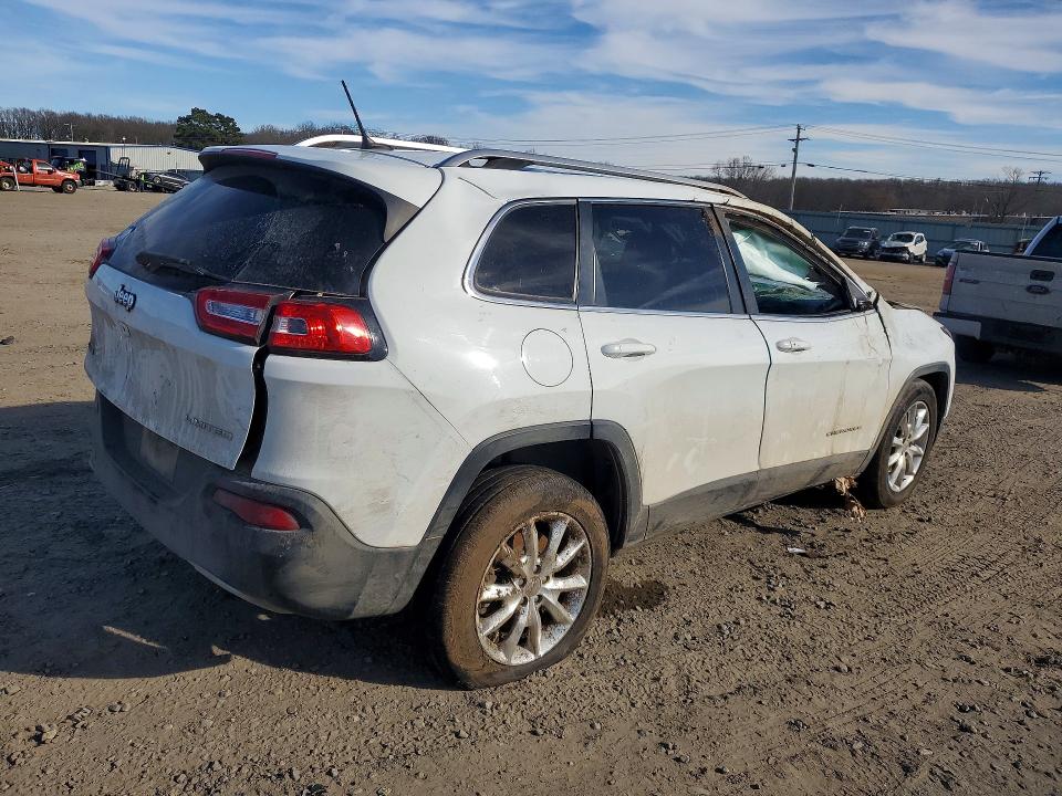 Photo 3 from auction – 2014 JEEP CHEROKEE with VIN 1C4PJMDB2EW210375