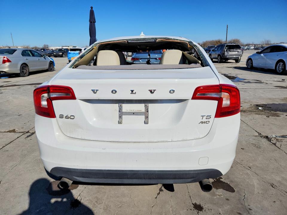 Zdjęcie 6 z aukcji – 2013 VOLVO S60 T5 z VIN YV1612FH8D2182955