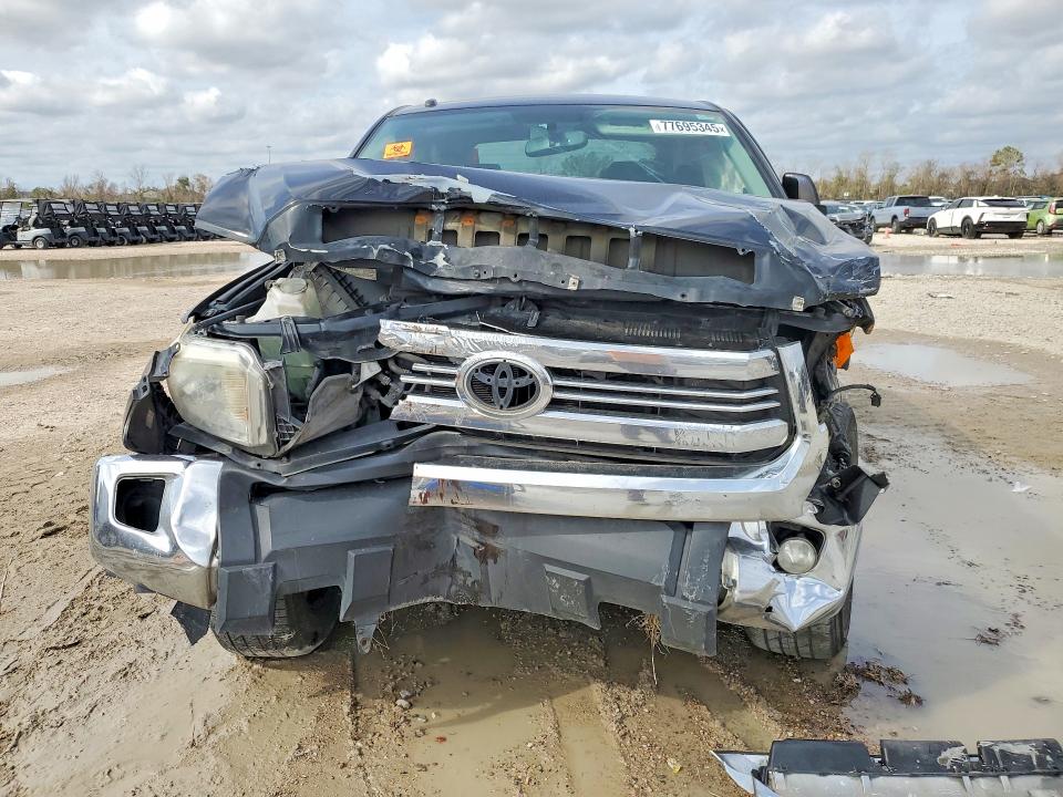 Photo 5 from auction – 2017 TOYOTA TUNDRA with VIN 5TFEW5F15HX220979