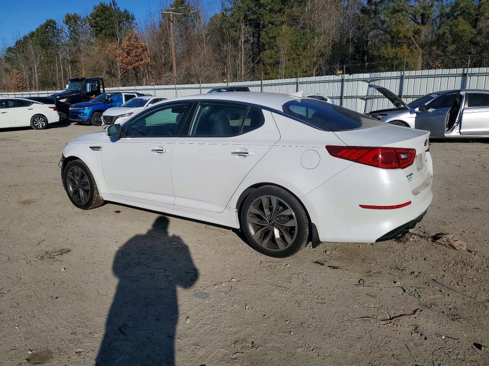 Photo 2 from auction – 2015 KIA OPTIMA with VIN 5XXGR4A64FG508316