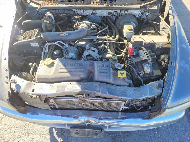 Photo 11 from auction – 2002 DODGE DAKOTA with VIN 1B7HL48N62S624362