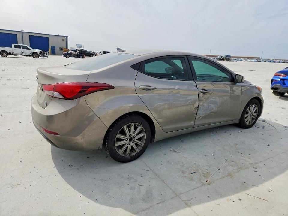 Photo 3 from auction – 2014 HYUNDAI 150 with VIN 5NPDH4AE0EH486735