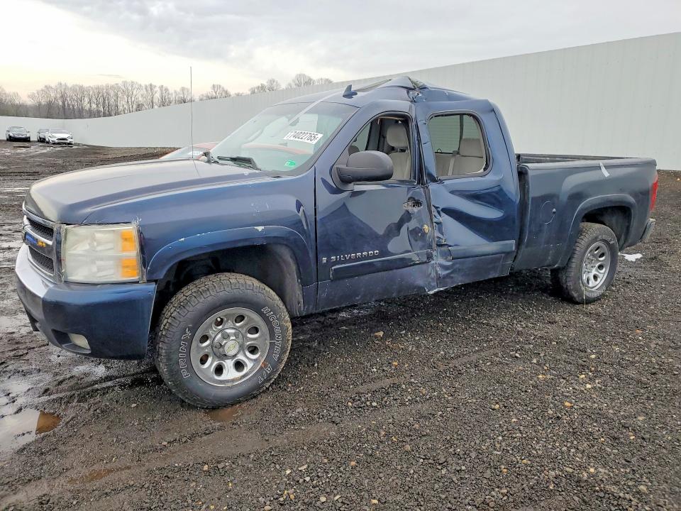 CHEVROLET SILVERADO 2007 with VIN 2GCEK19J971548658 - Photo from auction