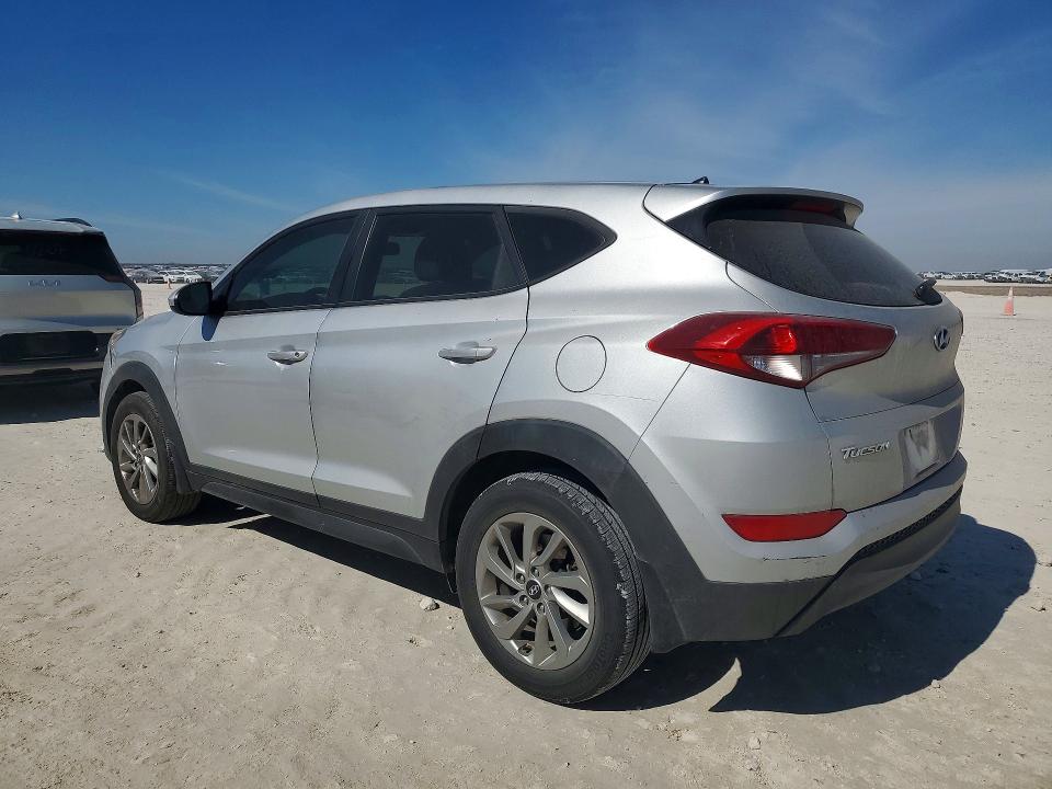 Photo 2 from auction – 2018 HYUNDAI TUCSON with VIN KM8J23A4XJU821422