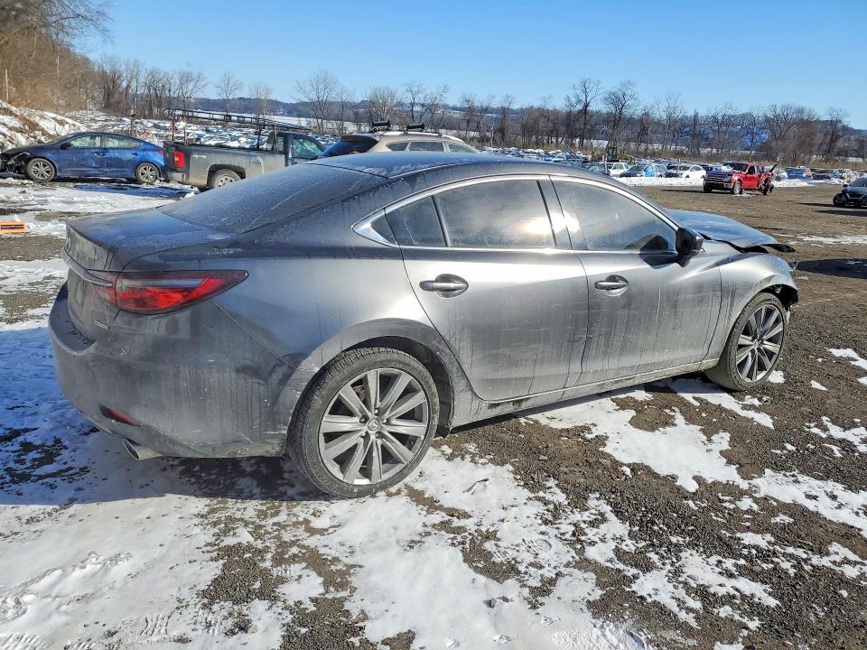 Photo 3 from auction – 2021 MAZDA 6 with VIN JM1GL1VM8M1603690