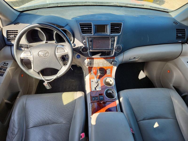 Photo 8 from auction – 2013 TOYOTA HIGHLANDER with VIN JTEDC3EH6D2016640
