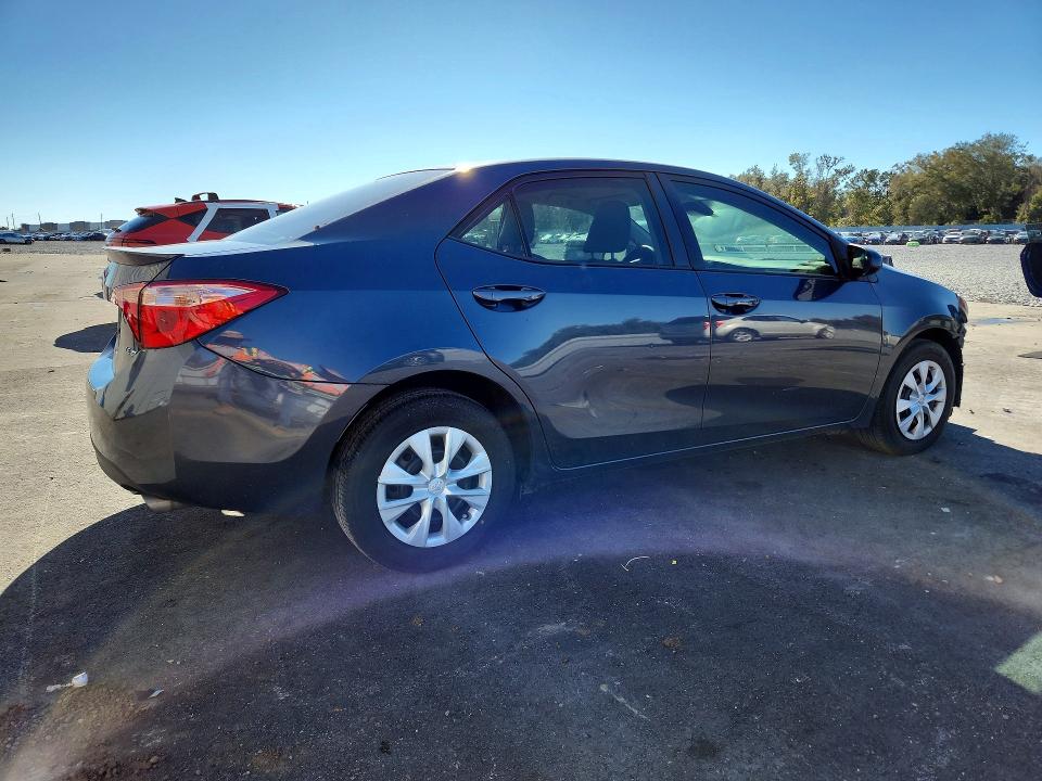 Photo 3 from auction – 2017 TOYOTA COROLLA LE with VIN 2T1BPRHE3HC903141