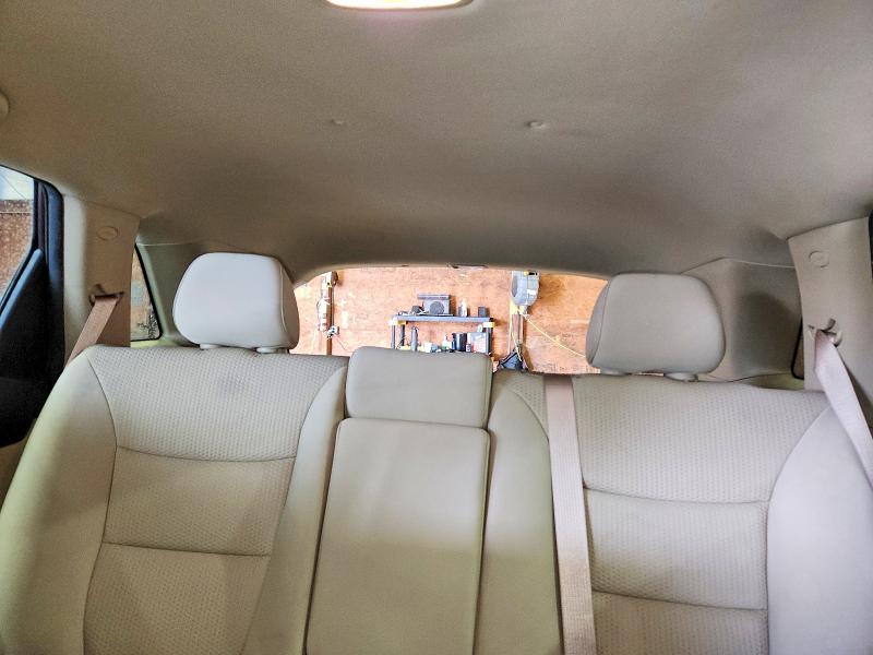 Photo 10 from auction – 2011 KIA SORENTO BA with VIN 5XYKTCA16BG101811