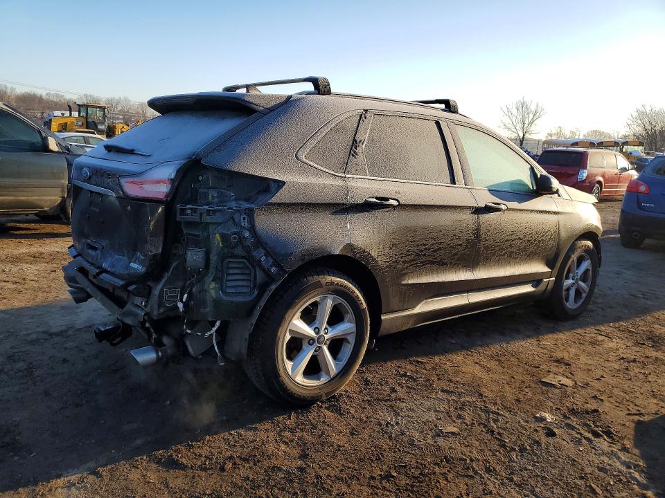 Photo 3 from auction – 2020 FORD EDGE SE with VIN 2FMPK4G97LBA81131