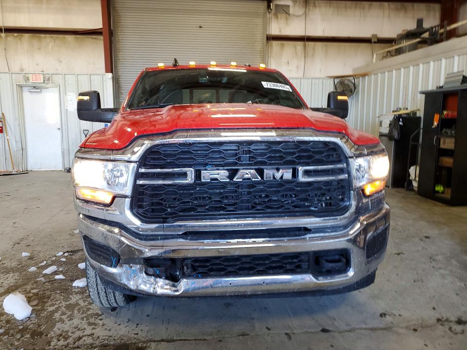 Photo 5 from auction – 2024 RAM 2500 with VIN 3C6UR5CL9RG238858