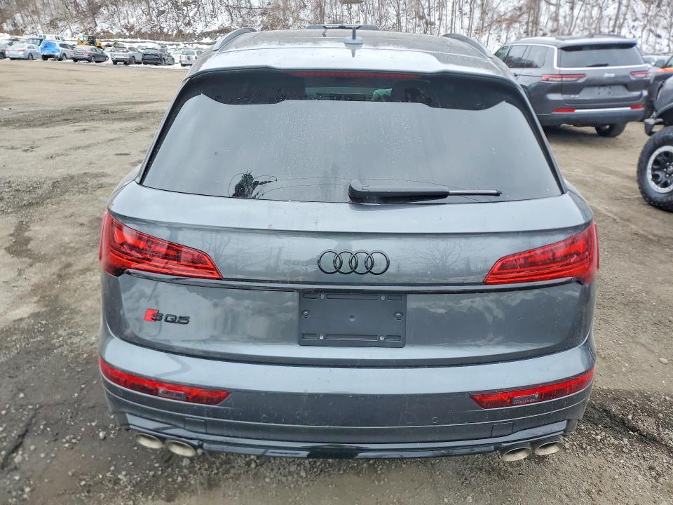 Photo 6 from auction – 2025 AUDI SQ5 with VIN WA1B4AFY2S2056748