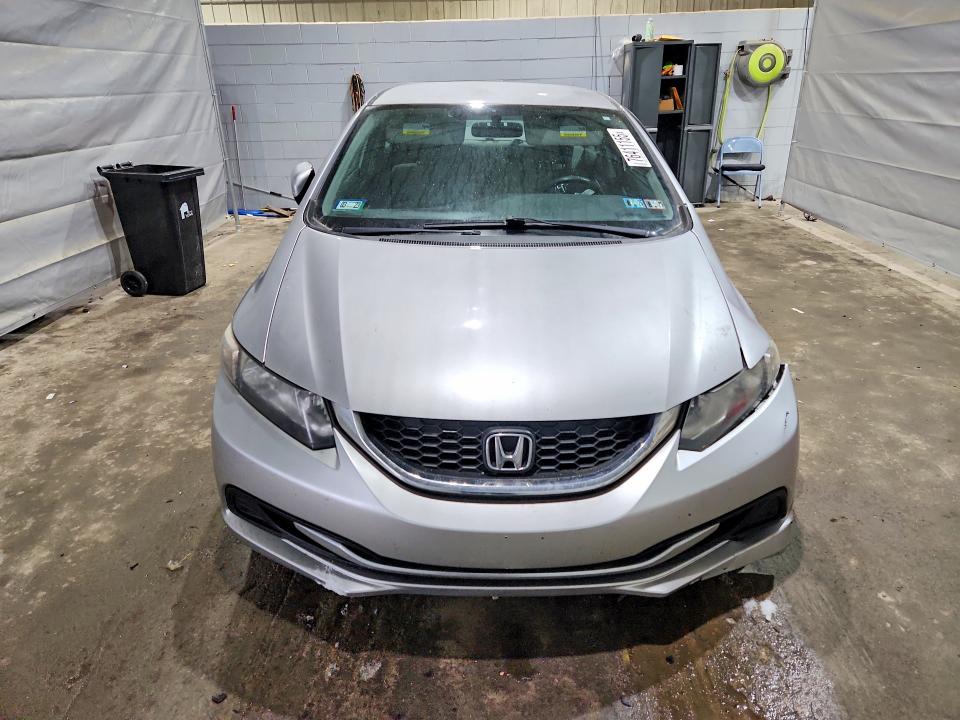 Photo 5 from auction – 2014 HONDA CIVIC with VIN 19XFB2F54EE231405