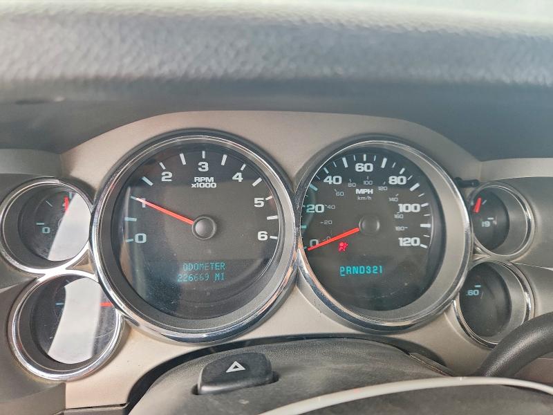 Photo 9 from auction – 2008 CHEVROLET SILVERADO with VIN 2GCEC13J881177712