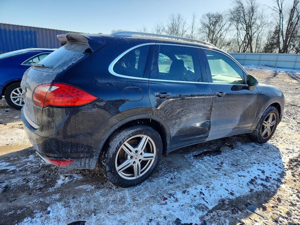 Photo 3 from auction – 2012 PORSCHE CAYENNE S with VIN WP1AB2A28CLA41620
